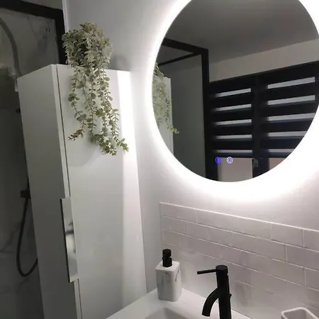 L'evasion Du Coquelicot 公寓